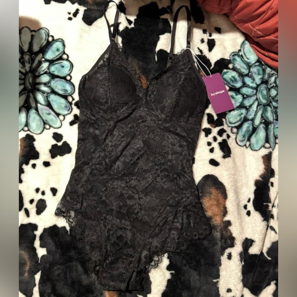 NWT Black Lace shapewear Bodysuit size medium